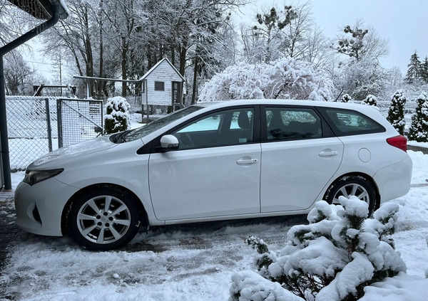 Toyota Auris cena 28800 przebieg: 282315, rok produkcji 2015 z Kętrzyn małe 436